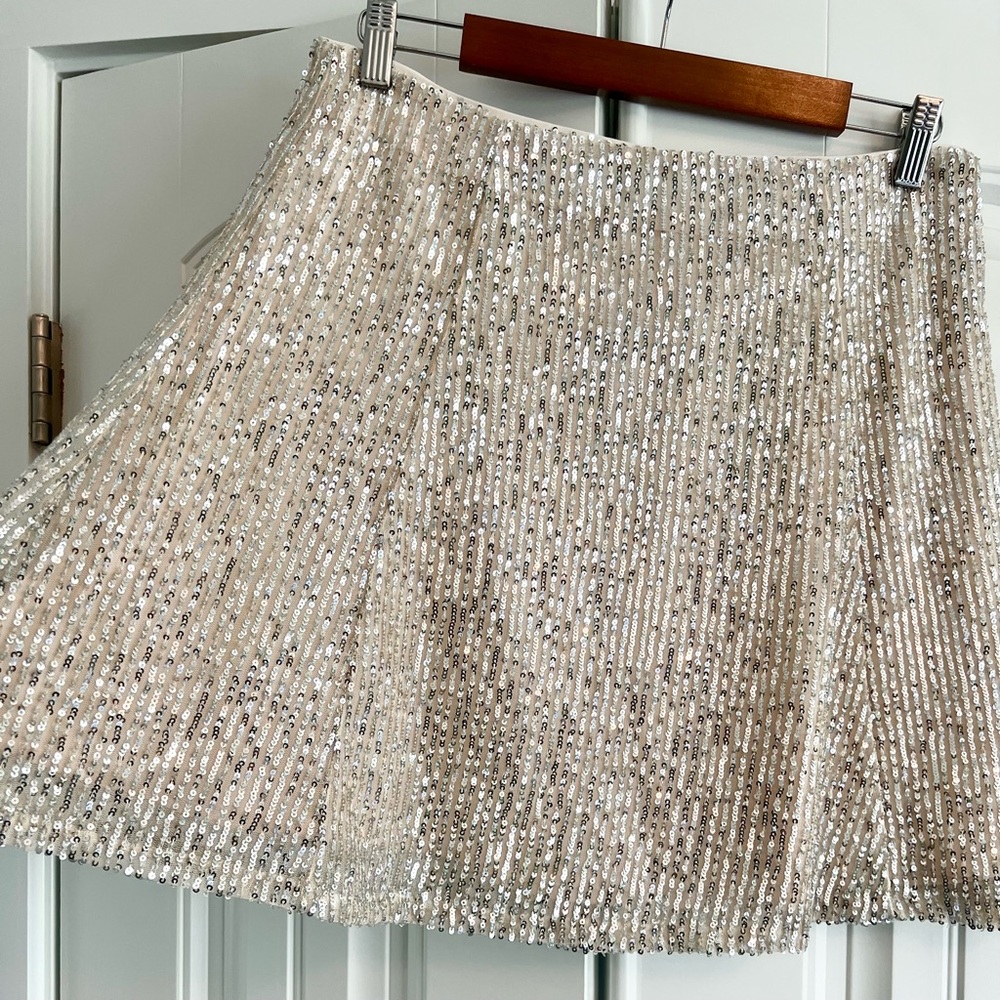 NWT Sparkly Champagne Cream Mini Skirt from LOFT - Brand New! Size 6